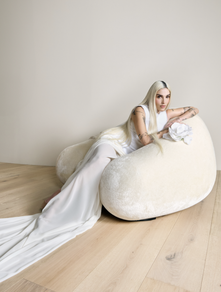 ELENA ROSE FURTHER CEMENTS HER PLACE AMONG LATIN POP’S NEW GENERATION WITH ‘NO QUIERO QUE SE ACABE ESTE BENDITO VERANO’