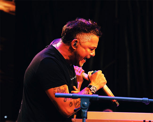 MADRID WELCOMES HOME ITS MOST UNIVERSAL ARTIST: ALEJANDRO SANZ